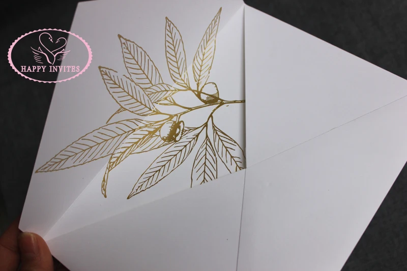 HI1134 - 15 Top Grade  Customized Elegant White Invitation CARD made of 1800 GSM Cotton Paper with  Letterpress