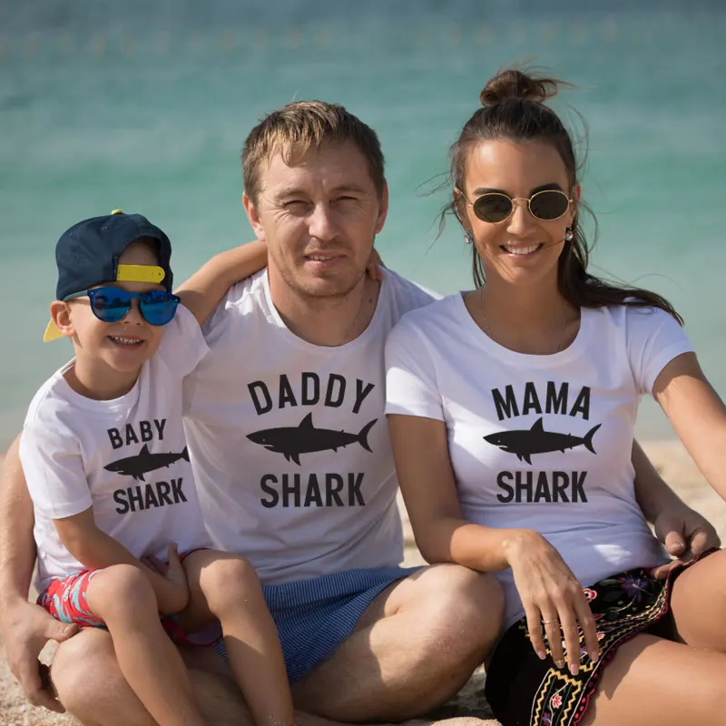 

Father Papa Mom Baby Shark Family Matching Clothes For Family And Me Outfits Clothe Dad Clothing Mother Daughter Look Mom Son