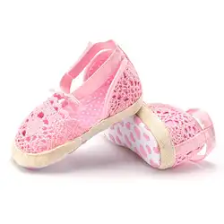0-18 NewBorn для маленьких девочек s Обувь для малышей лето младенческой малыша Обувь дышащей кроватки Обувь для младенцев мягкая подошва Модная