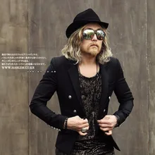 Мужской красный маленький костюм tide Двубортный повседневный узкий короткий пиджак модные маленькие блейзеры парикмахер ночной клуб певица костюмы