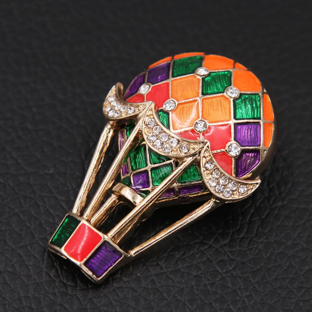 брошь воздушный шар. брошь шар. вышивка брошь воздушный шар. брошь шар. брошь из бисера воздушные шарики.