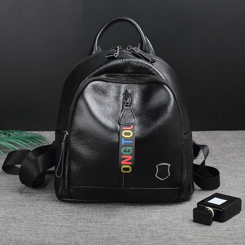 

100%Genuine Leather Women's Fashion Casual Backpack Popular Star Bag Celebrity Style New backpack Girls Simple Style