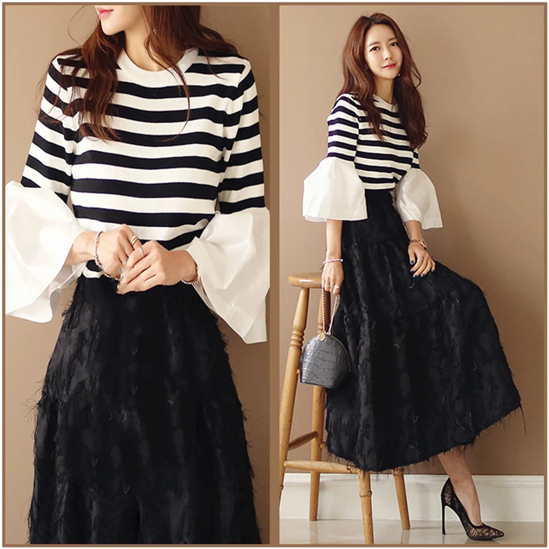 

High Quality Two Piece Set Women Striped Print O Neck Flare Sleeve T-shirt Top Tees And Tassels Long Skirt Suits Women SL035