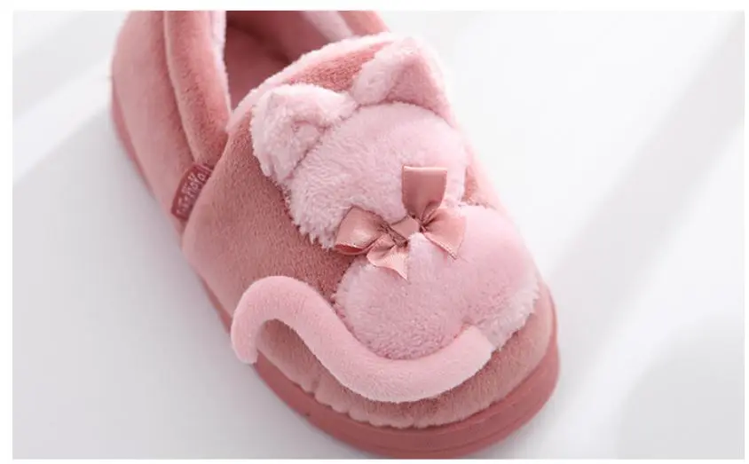 Зимняя Детская домашняя обувь; теплые хлопковые тапочки для малышей; домашние тапочки для мальчиков и девочек; плюшевые бархатные утепленные милые тапочки