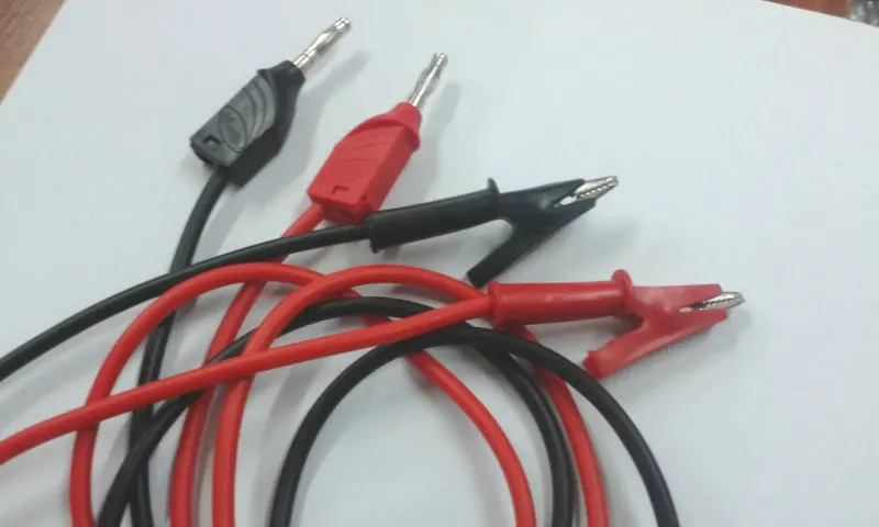 Силиконовый кабель с зажимами типа «Аллигатор» для проверки штепсельной вилки типа «банан» на 4 мм