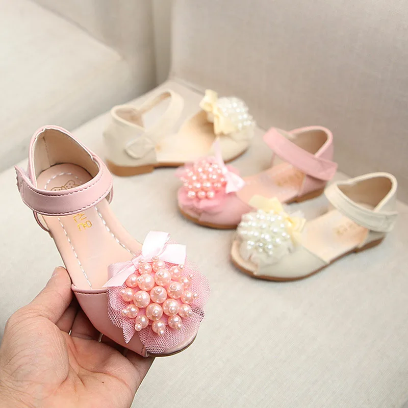 Г. летние сандалии для девочек кружевная детская обувь для принцесс с открытым носком обувь для девочек на плоской подошве с жемчужинами Свадебная обувь вечерние Нескользящие туфли для малышей 1-5 лет