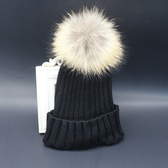 Меховые помпоны зимние шапки для мужчин женская шапка полосатые вязанные шапки-бобы с помпонами - Цвет: Черный