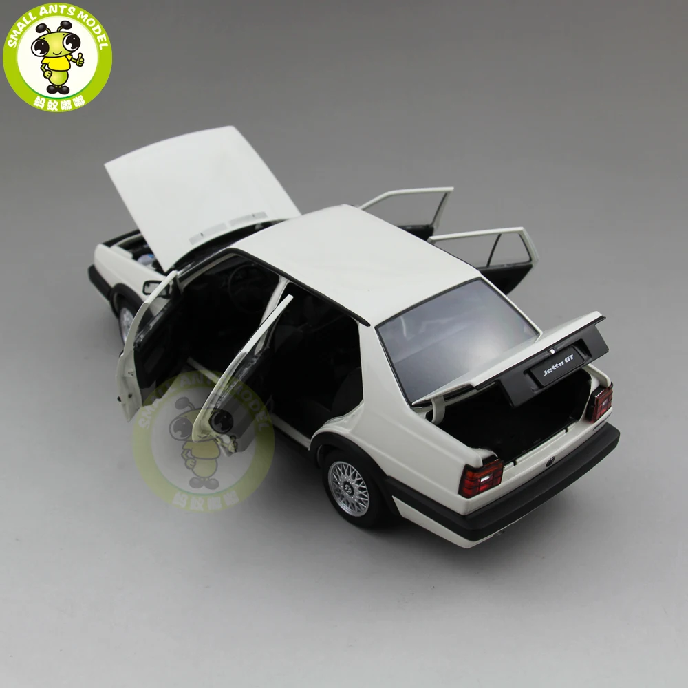 1/18 JETTA GT литая под давлением Модель автомобиля игрушки для детей мальчик девочка Коллекция подарков на день рождения белый