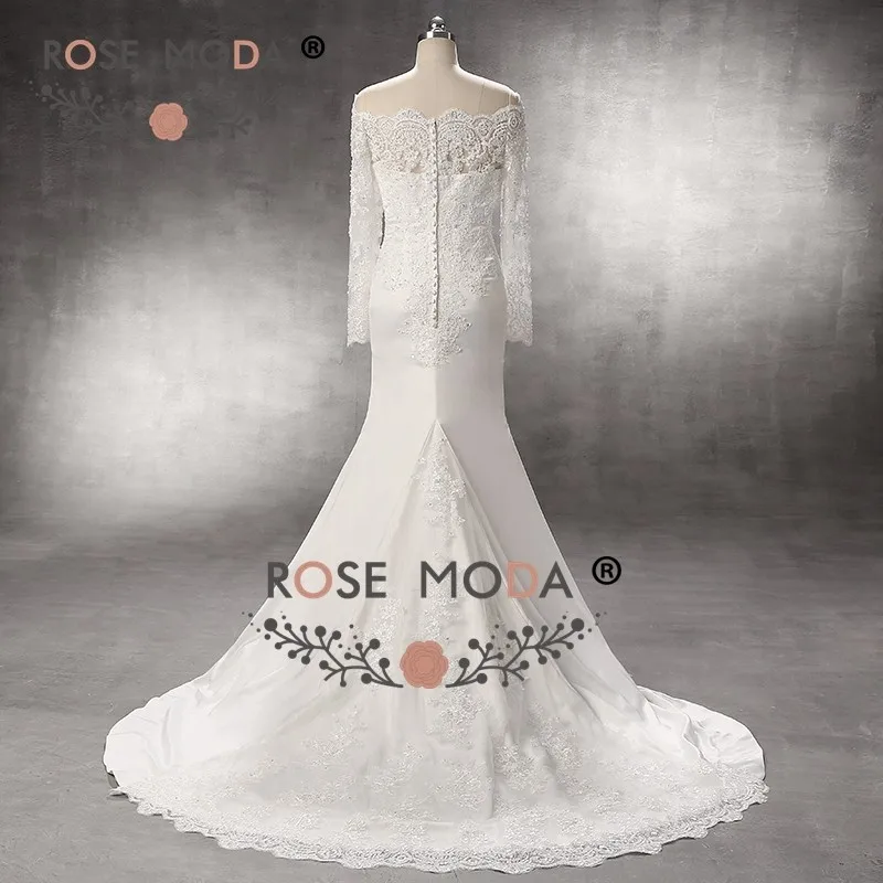 boat neck wedding dressb