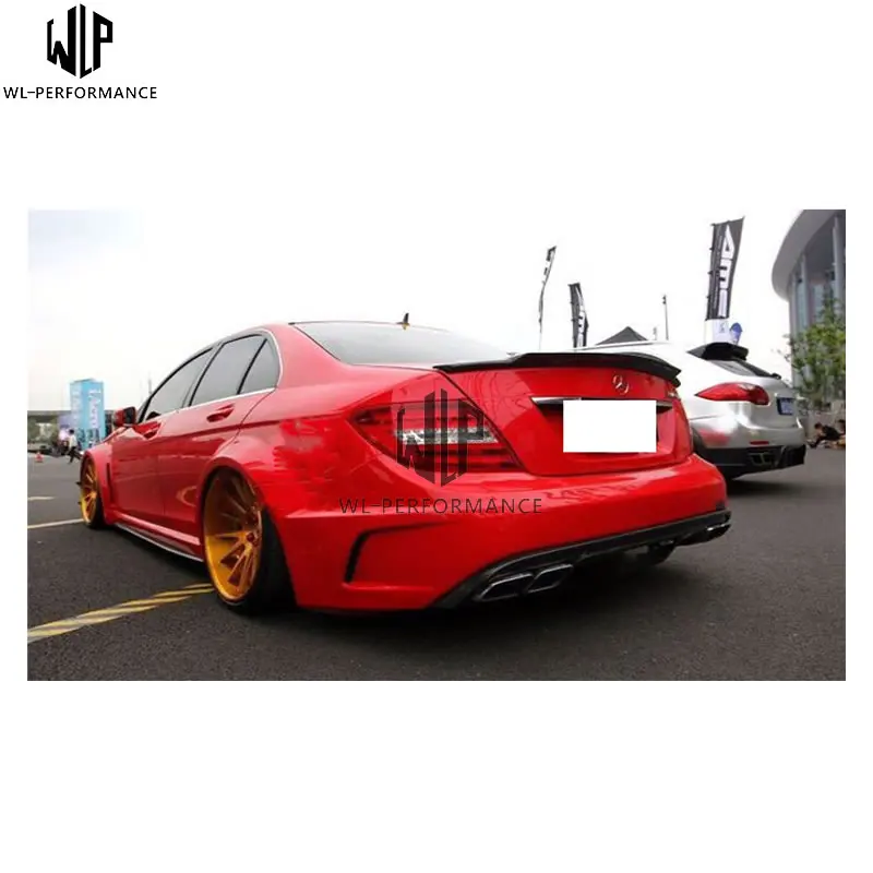 W204  R尾翼 7
