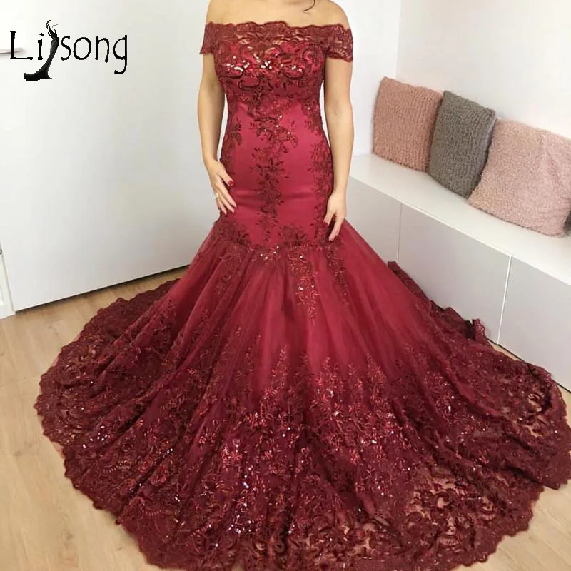 

Saudi Arabic Burgundy Lace Mermaid Prom Dresses Abiye Long Crystal Beaded Prom Gowns Off Shoulder Vestido De Festa Longo