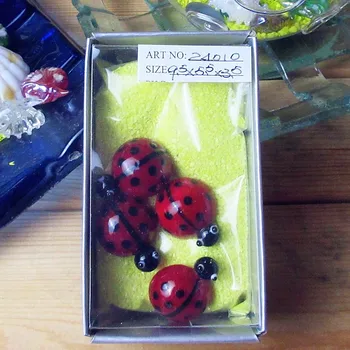 

Custom Stained glass sand yellow quartz sand Fairy Garden decoration flat Easter glass Ladybug figurines ornaments accessories