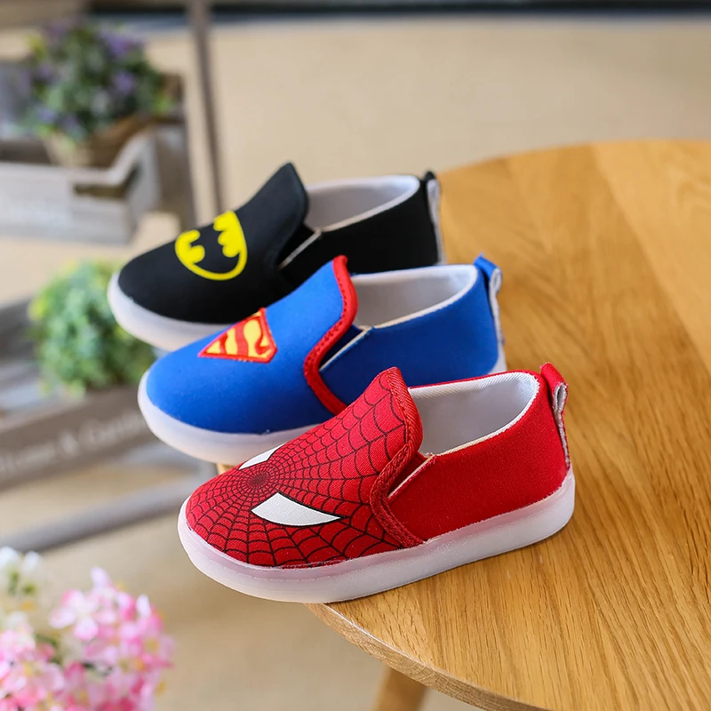 

2019 Spring summer new Spider-man single Shoes Child boy cartoon led casual shoes bright lights shoes small canvas shoes C498