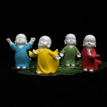 

Buddha statue monk figurine crafts decorative ceramic art ornaments monk home decor task placement garden decoration