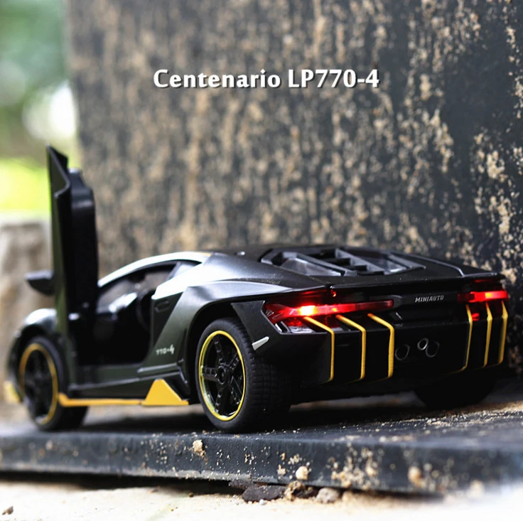 

LP770 1:32 Car Alloy Sports Car Model Diecast Sound Light Super Racing Car Lifting Tail For Children Gifts Free Shipping