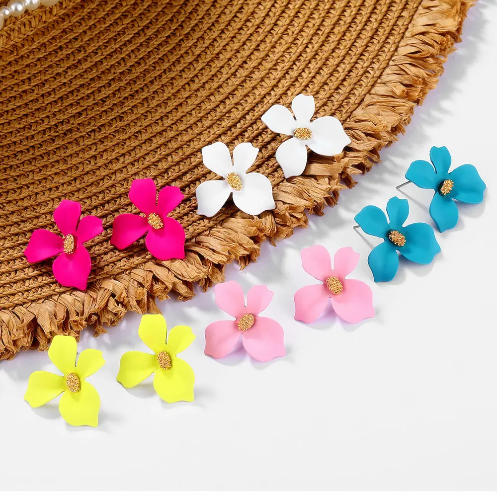 

New design Korean Cute Sweet Flower Stud Earrings For Women 2019 Fashion Statement Earrings Femme Brinco Wholesale Jewelry