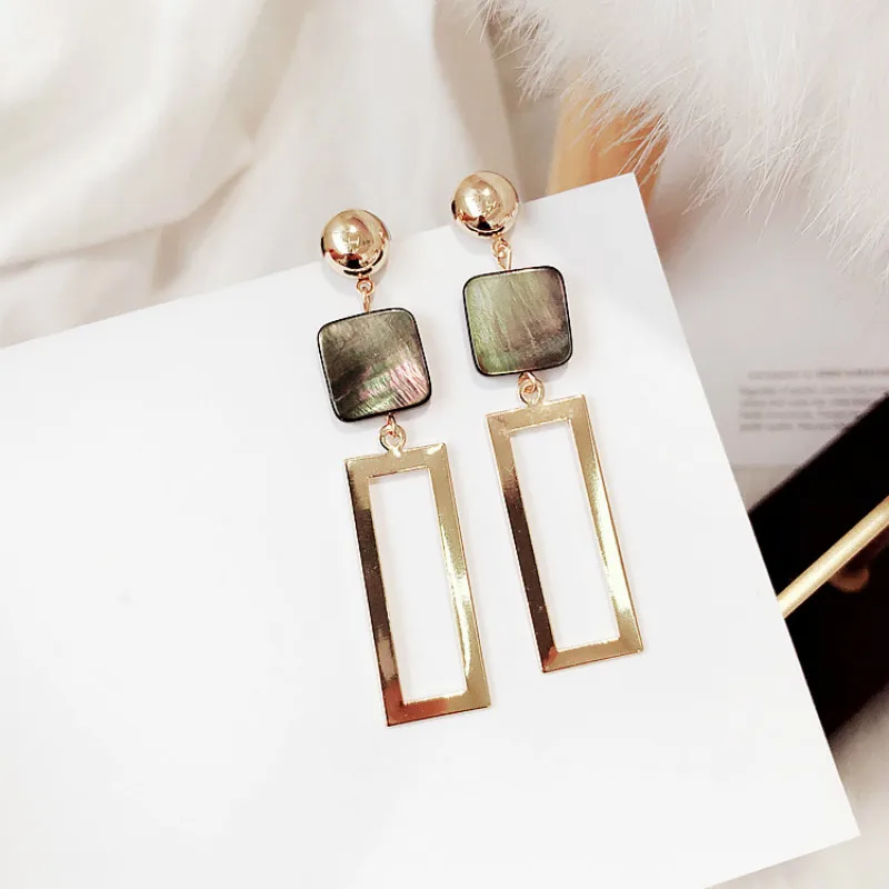 

2019 Korean New Arrival Acrylic Trendy Women Dangle Earrings Geometric Element Earrings Shell Shells Earrings For Women