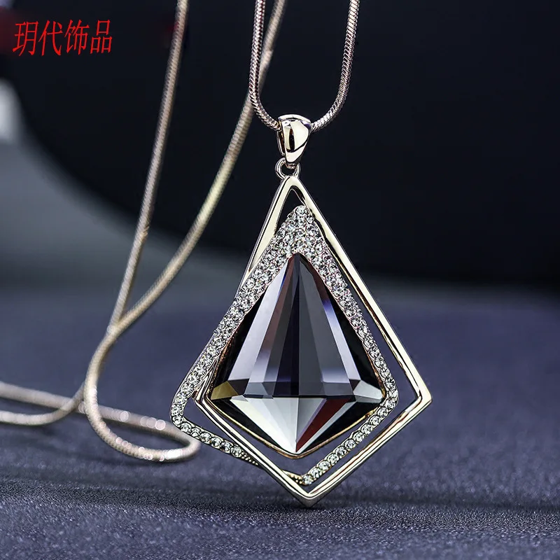 

2019 Fashion elegant sweater chain long crystal snow pendant water drop accessories long decoration necklace jewelry