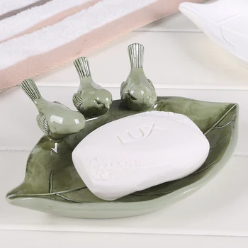

Vintage Soap Dish Box Shower Travel Hiking Holder European Style Resin Home Hotel Toilet Home Decoration 2