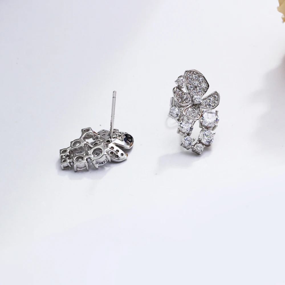 Beautiful White Earrings Flower design Trendy Jewelry New Fresh Young Female Accessories Birthday gift for Daughter Drop Earring