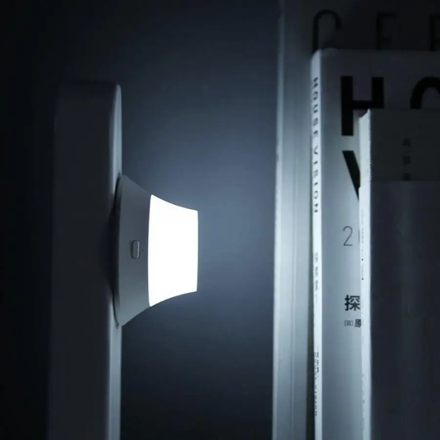 

USB Fast Charging Wireless Charger Pad Magnetic LED Night Light Bedside Lamp Support Fast Charging For Smart Phone