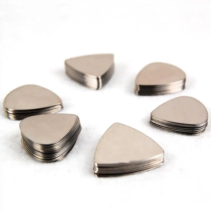 100Pcs Silver Guitar Picks Metal Electric Guitar Bass Picks Stainless
