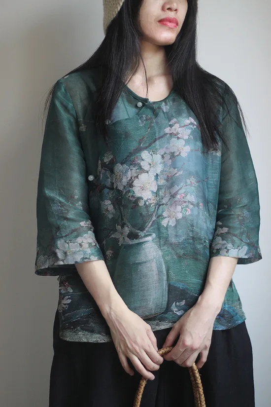 

Vintage Flower Vase Oil Printing Beads Button Half Sleeve Small Silk Linen Shirt, Summer Cool Retro Beautifu Ladiesl Blouse Top