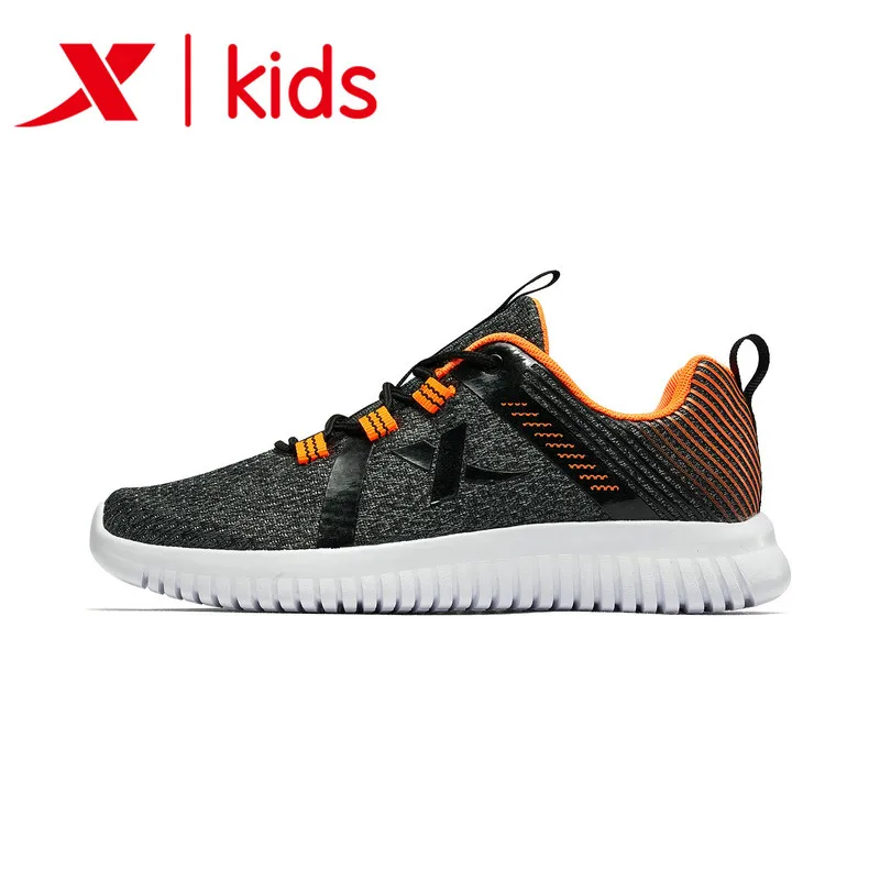 Xtep детская модная спортивная обувь Летняя легкая обувь для мальчиков Повседневное спортивной обуви подростков дышащая обувь для детей 681115119167 - Цвет: black orange