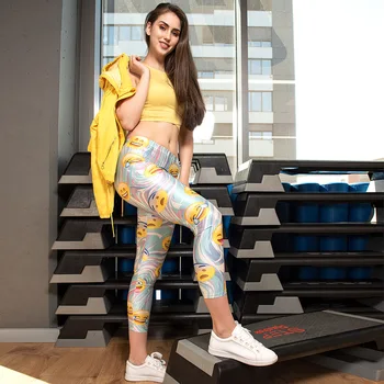 

2019 new Women abstract design small expression pack printing wild nine points leggings for women sport pant