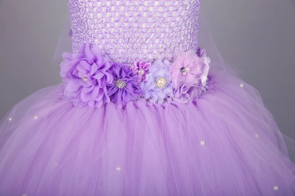 3881021216_750020749