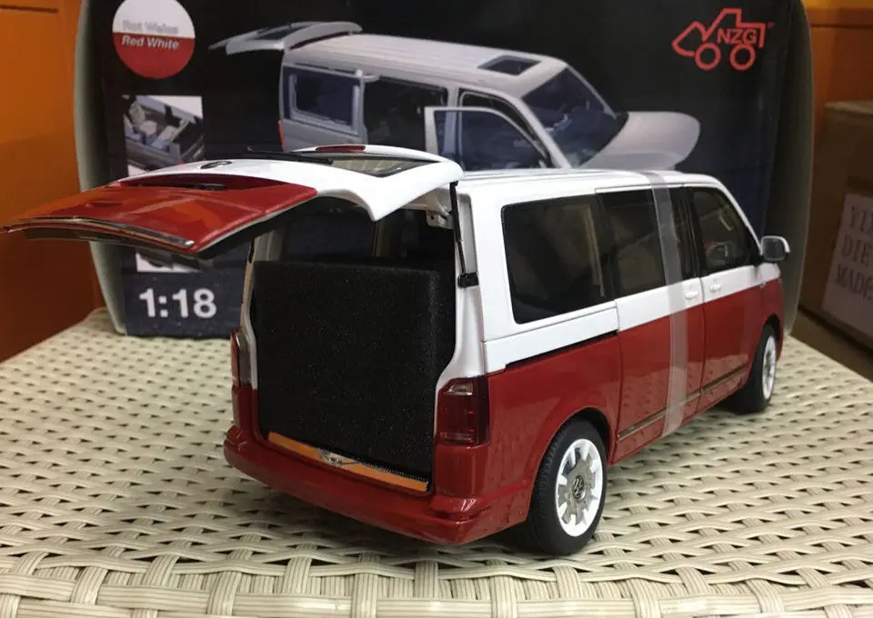 NZG модель 9541/10 Volkswagen VW T6 Multivan поколения шесть красный/белый 1:18 весы