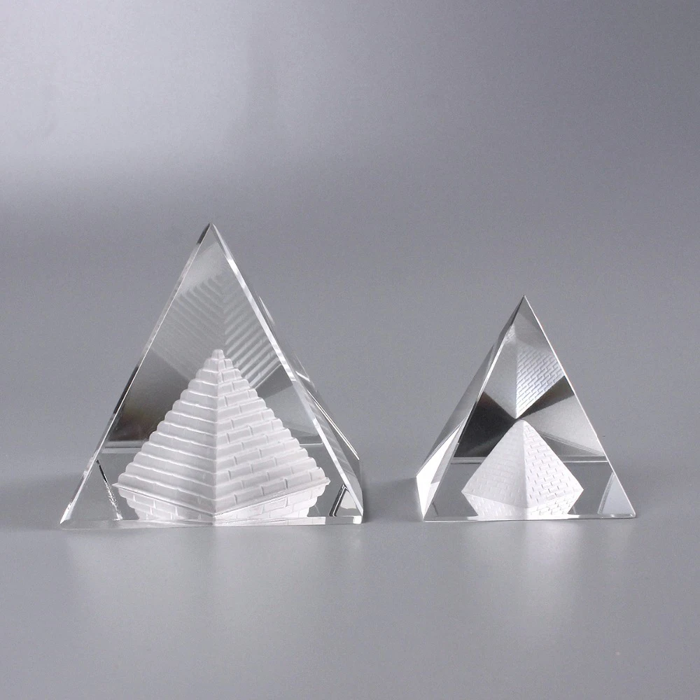стеклянные пирамидки. стеклянные пирамидки. стеклянные пирамидки с лазерной гравировкой. стеклянные пирамидки. стеклянные пирамидки.