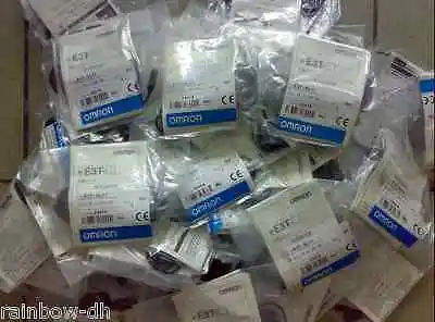 

DHL/EMS 2 PCS E3T-SL11 E3T SL11 10-30VDC 1PC New for OM-RON PhotoElectric Switch free shipping -D1