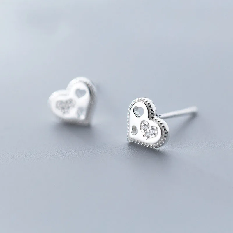 

Sweet CZ Heart 925 Sterling Silver Studs Earrings