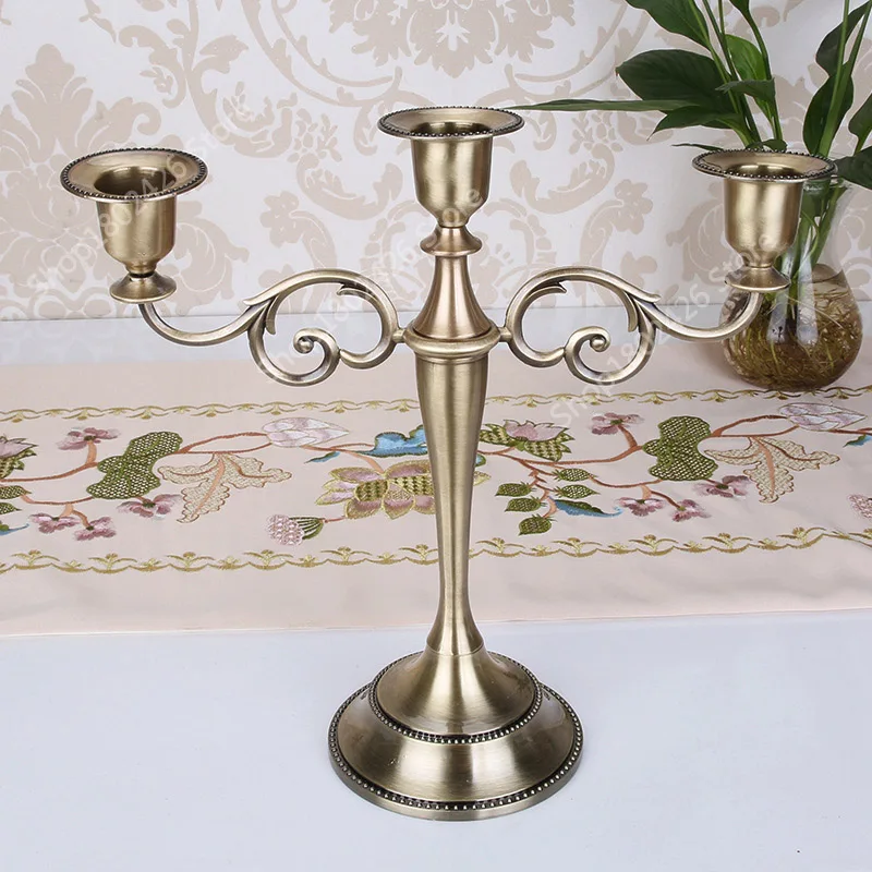 Multi Arms Metal Alloy Candle Holder (9)