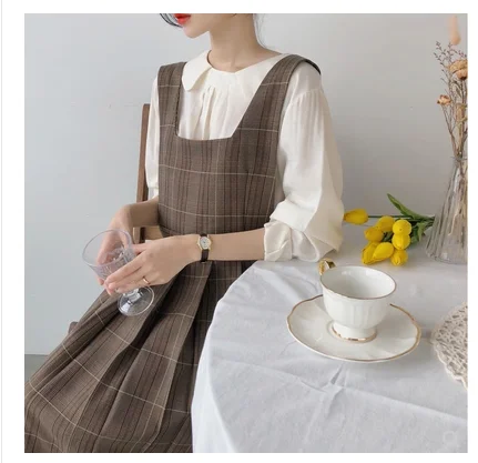 Плиссированное клетчатое платье без рукавов с квадратным воротником винтажное