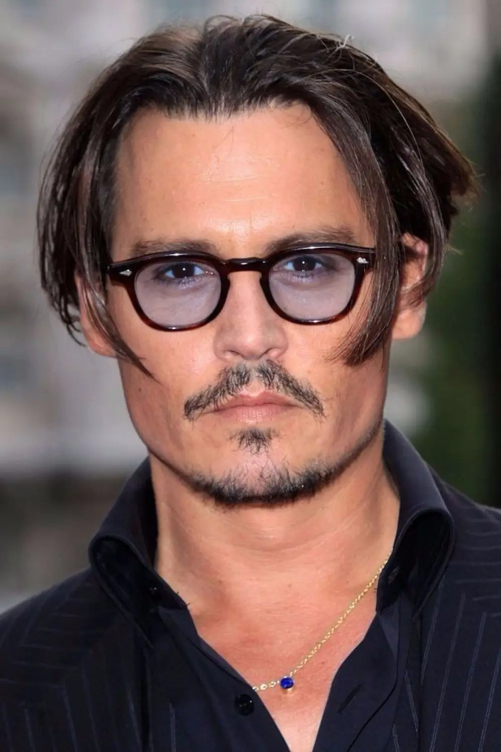 Лица известных мужчин. Джонни Депп. Очки Джонни Деппа. Джонни Депп в очках. Johnny Depp 2007.