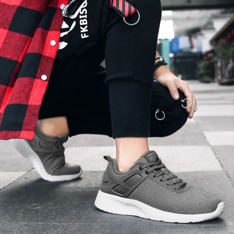 

Summer Running Shoes For Man Light Weight Designer Sneakers Men Walking Sport Shoes Breathable Mesh Men Running Shoes Sports