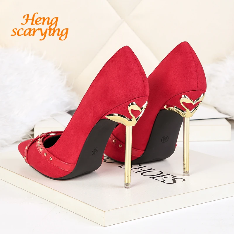 

2019 Fashion 10.5CM High Heels Women Rivet Valentine Pumps Female Classic Sexy Wedding Red Scarpins Stiletto Metal Heels Shoes