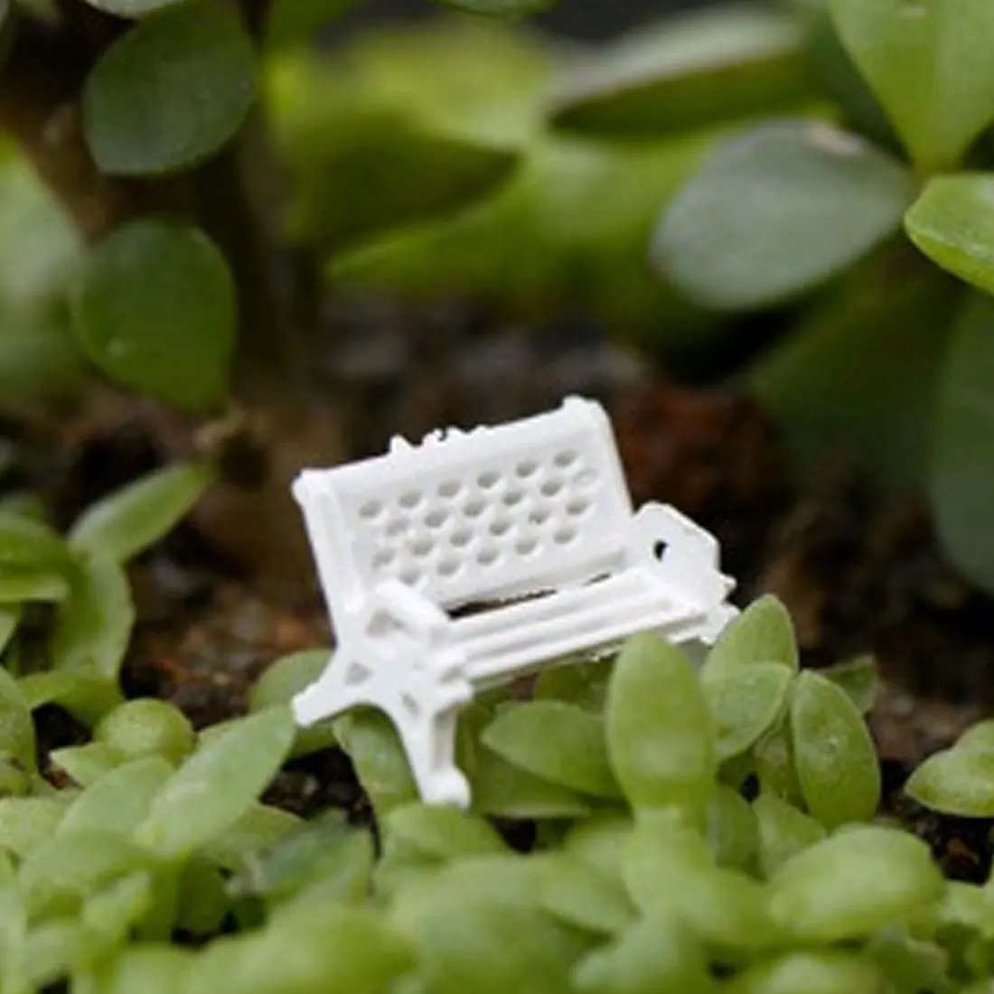 

Nice 2Pcs white chair bench doll house miniatures lovely cute fairy garden gnome moss terrarium decor crafts bonsai DIY
