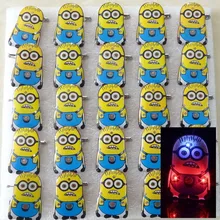 Despicable me anime Juguetes 75 unids amarillo minions luz Pasadores LED noche partido Broches Gadgets Decoración niños juguete brillante