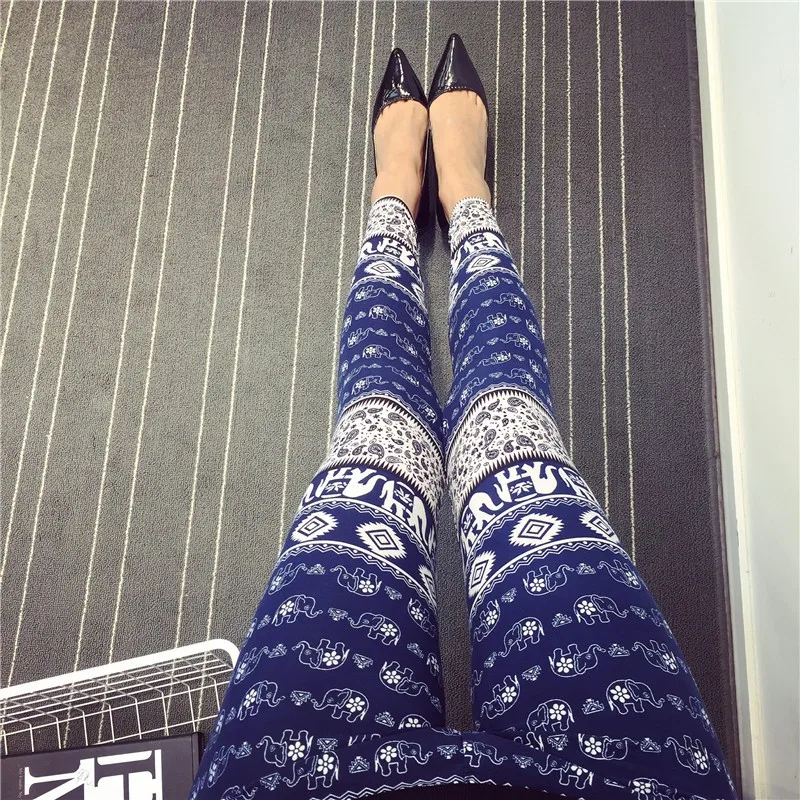 2708127571_214047807