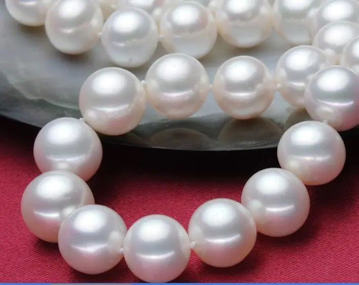 

18"10-11MM NATURAL SOUTH SEA WHITE PEARL NECKLACE