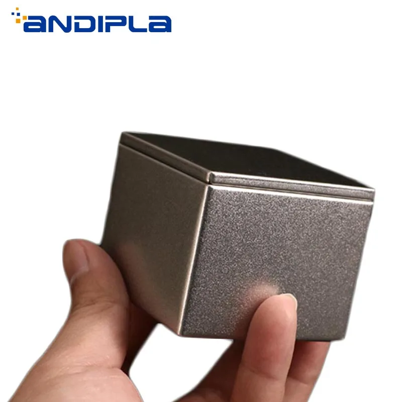 

Portable Travel Tea Caddy Mini Metal Iron Box Kung Fu Tea Set Accessories Sealed Boxes Storage Jars Container Jewelry Organizer
