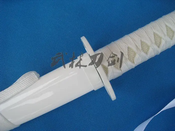 S1613 Аниме BLEACH MAE SODE NO SHIRAYUKI KUCHIKI RUKIA SWORD HAMON BLADE 43,5"