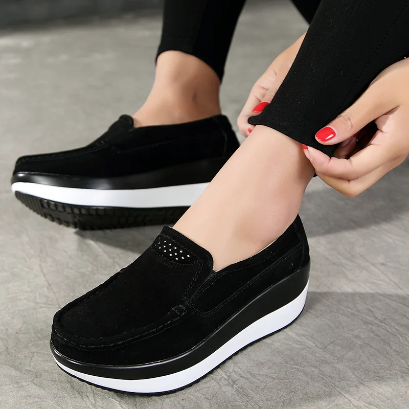 TIMETANG Slimming Swing Women Shake Shoes New Design Fashion Shallow Flat Platform Women Casual Shoes Walking Women Flat Shoes 