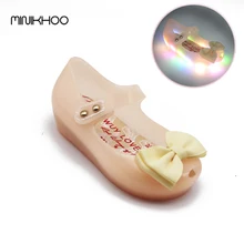 Mini Melissa 2017 Nouvelles Sandales LED Clignotant Filles Sandales Princesse Chaussures Chaussures De Gelée Melissa Bébé Sandales Fond Mou LED Chaussures