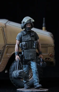 

1/35 Uncolor modern operator stand toy Resin Model Miniature Kit unassembly Unpainted