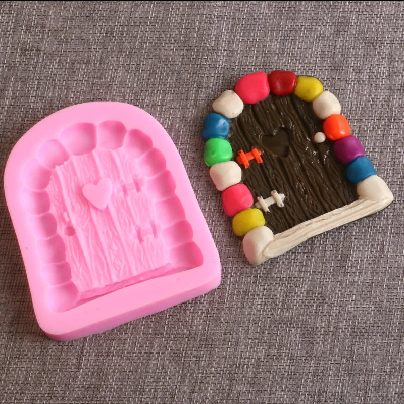Facemile-Cartoon-Door-Fairy-Story-Shape-Silicone-House-Chocolate-Molds-Fondant-Cake-Decoration-Sugar-Craft-Tools (2)