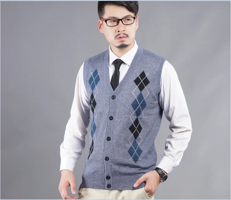 2016 Latest style autumn casual v,neck mens diamond plaid pattern cashmere sleeveless sweater cardigan